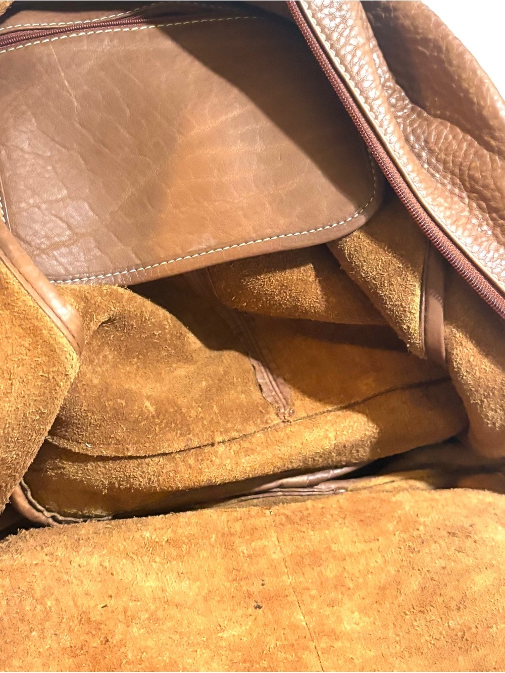 Vintage unisex Brown Leather Backpack with Gold Hardware - Picture 7 of 7